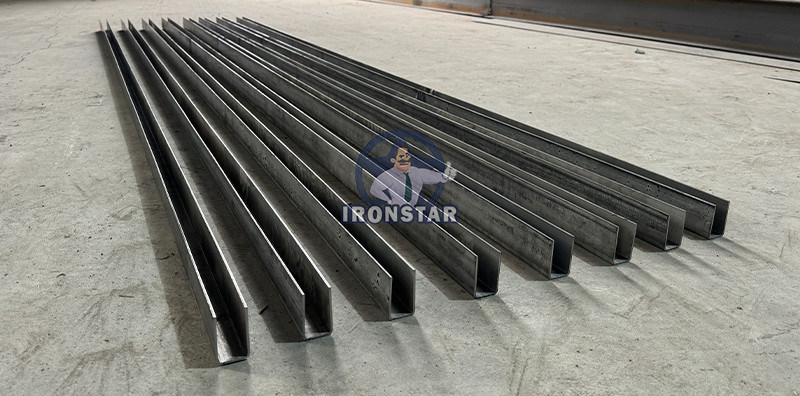 “Automatic Two Sizes U Channel Roll Former 30x50 30x70mm Roller Shutter Door Guide Rail Forming Machine Nicaragua Market U Guide Rail Forming Machine Combined 2 Size Shutter Door Track Roll Forming ”